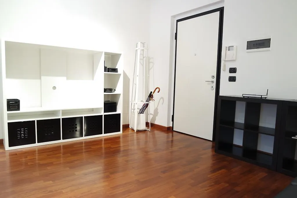 Temporary Home Passante Garibaldi-Lancetti Milan Italy